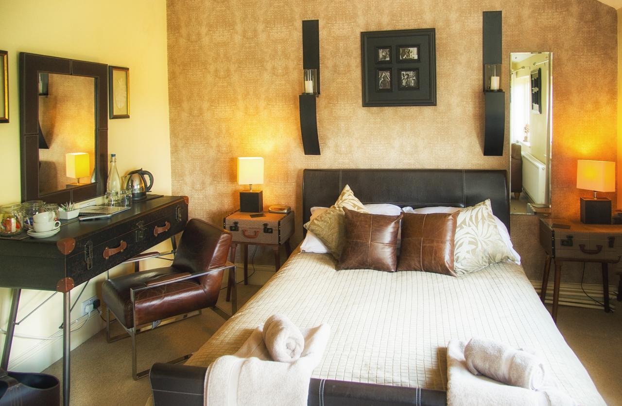 Отель The Queens Head 4*